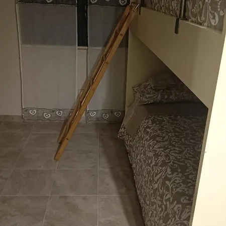 I Due Vulcani Sg House